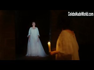 Adele Haenel Lesbian , boobs in Portrait de la jeune fille en feu (2019) 12