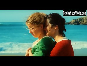 Adele Haenel Lesbian , boobs in Portrait de la jeune fille en feu (2019) 15