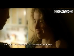 Adele Haenel Explicit , Shower In Apres le sud (2011) 4