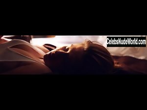 Adele Exarchopoulos Hot , Orgasm in Le Fidele (2017) 17
