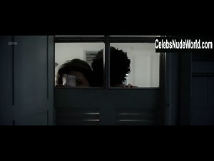 Adriana Esteves boobs , Butt In Canastra Suja (2016) 17