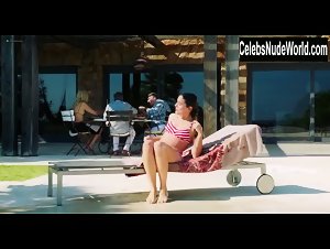 Adriana Ugarte Bikini , Explicit In Amoureux de ma femme (2018) 6
