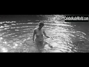 Aida Folch Explicit , Outdoor Nudity In El artista y la modelo (2012) 6