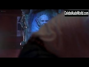 Aimee Leigh in Hellraiser III: Hell on Earth (1992) 20