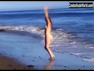 Aimee Sweet Athletic , Explicit In Survivors Exposed (2001) 12