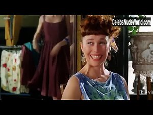 Aitana Sanchez-Gijon in Bajarse al moro (1987) 9