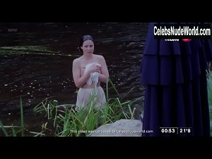 Aitana Sanchez-Gijon in La ley de la frontera (1995) 3