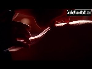 Alanna Ubach Tits, Nipples In Hung (series) (2009) 18