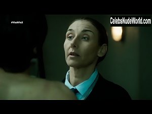 Alba Flores in Vis a vis (series) (2015) 14