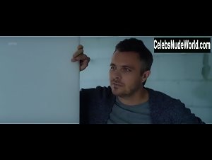 Aleksandra Hamkalo in Konstruktor (short) (2016) 12