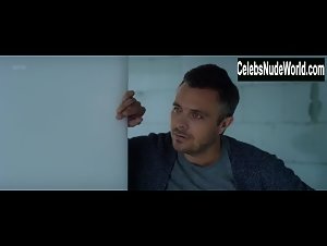 Aleksandra Hamkalo in Konstruktor (short) (2016) 16