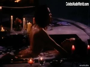 Aleksandra Kaniak in Forbidden Games (1995) 18