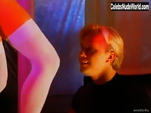 Alex M. Kochel Erotic Dance , Explicit In Femalien 2 (1998) 3