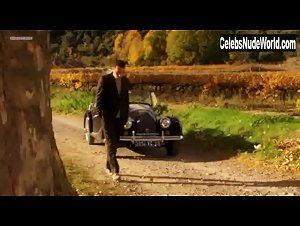 Alexandra Ansidei in La difference, c'est que c'est pas pareil (2009) 6