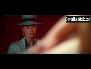 Alexandra Delli Colli in Lo squartatore di New York (1982) 2