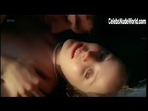 Alexandra Moen in Falling (2005) 18