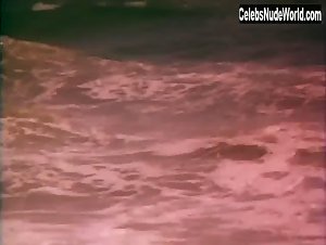 Alexandra Paul in Cyber Bandits (1995) 6