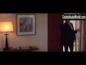 Alexia Barlier in Tu veux... ou tu veux pas (2014) 8