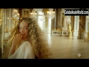 Alexia Giordano in Versailles (series) (2015) 1
