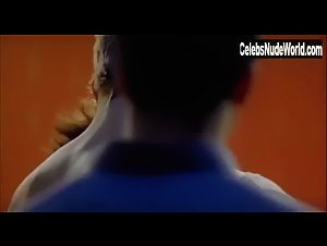 Alexia Stresi in Faites comme si je n'etais pas la (2000) 1