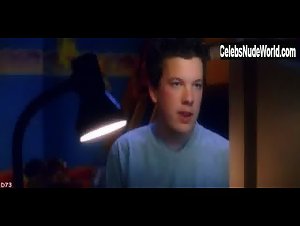 Algina Lipskis Lesbian , Voyeur In Natasha (2006) 16