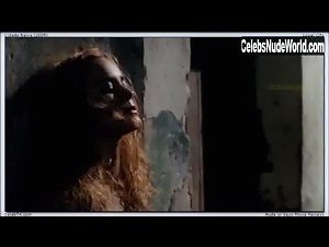 Alice Braga boobs , Interracial In Cidade Baixa (2005) 4