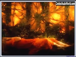 Alice Krige nude, boobs scene in Habitat (1997) 17