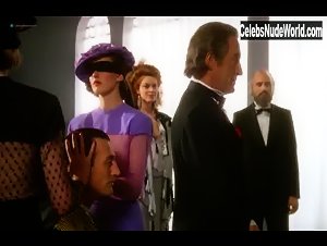 Alicia Principe Lingerie, Car Sex In Histoire d'O: Chapitre 2 (1984) 17
