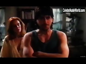 Amanda Ooms Gets Dressed , boobs In Hotel St. Pauli (1988) 2