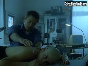 Amanda Ooms in Hunt for CM 24 (1997) 3