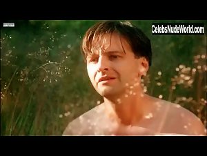 Amanda Ooms Outdoor Nudity , Public In Sa vit som en sno (2001) 3