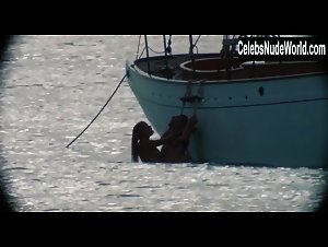 Amber Heard Public , Hot In The Rum Diary (2011) 12