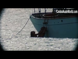 Amber Heard Public , Hot In The Rum Diary (2011) 20