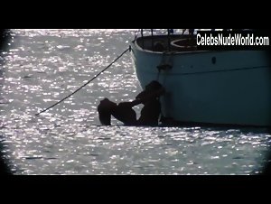 Amber Heard Public , Hot In The Rum Diary (2011) 7