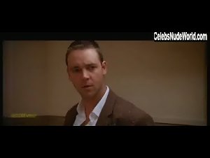 Amber Smith in L.A. Confidential (1997) 3