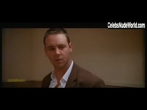 Amber Smith in L.A. Confidential (1997) 4