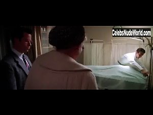 Amber Smith in L.A. Confidential (2002) 20