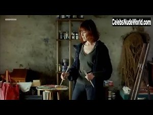 Amira Casar in Peindre ou faire l'amour (2005) 12