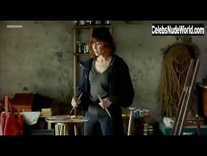 Amira Casar in Peindre ou faire l'amour (2005) 13