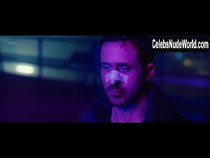 Ana de Armas in Blade Runner 2049 (2017) 17