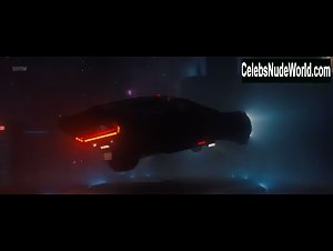 Ana de Armas in Blade Runner 2049 (2017) 6