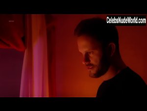 Ana Hartmann in Me Chama de Bruna (series) (2016) 4