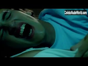 Anahi de Cardenas in Dioses (2008) 8