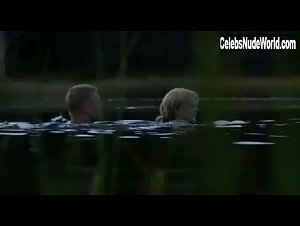 Ane Dahl Torp in Svarte penger, hvite logner (series) (2004) 7