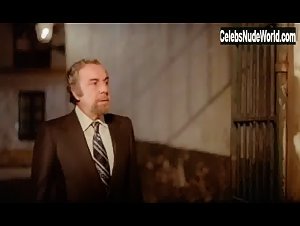 Angela Molina in Cet obscur objet du desir (1977) 12