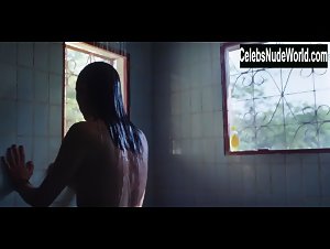 Angela Cano in Frontera Verde (series) (2019) 4