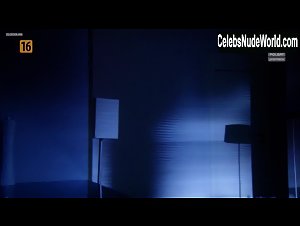 Angelika Fajcht boobs , Butt In Na krawedzi (series) (2013) 19