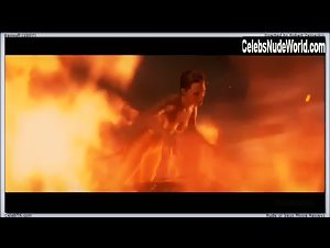 Angelina Jolie in Beowulf (2007) 4