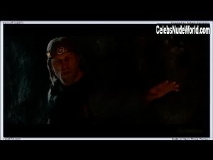Angelina Jolie Explicit , Tits In Beowulf (2007) 17