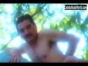 Anja Schute boobs , Outdoor Nudity in Tendres cousines (1980) 12